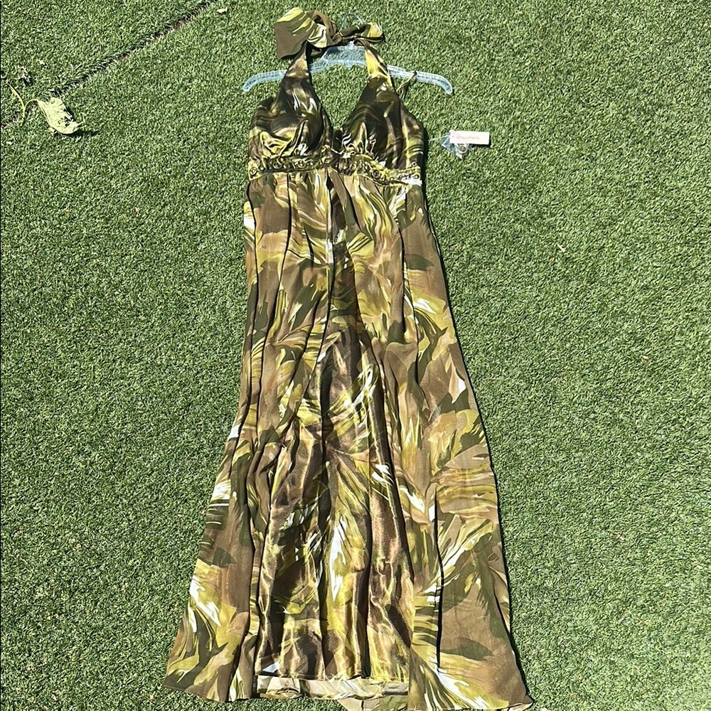 Elegant Green Halter Backless Maxi Dress